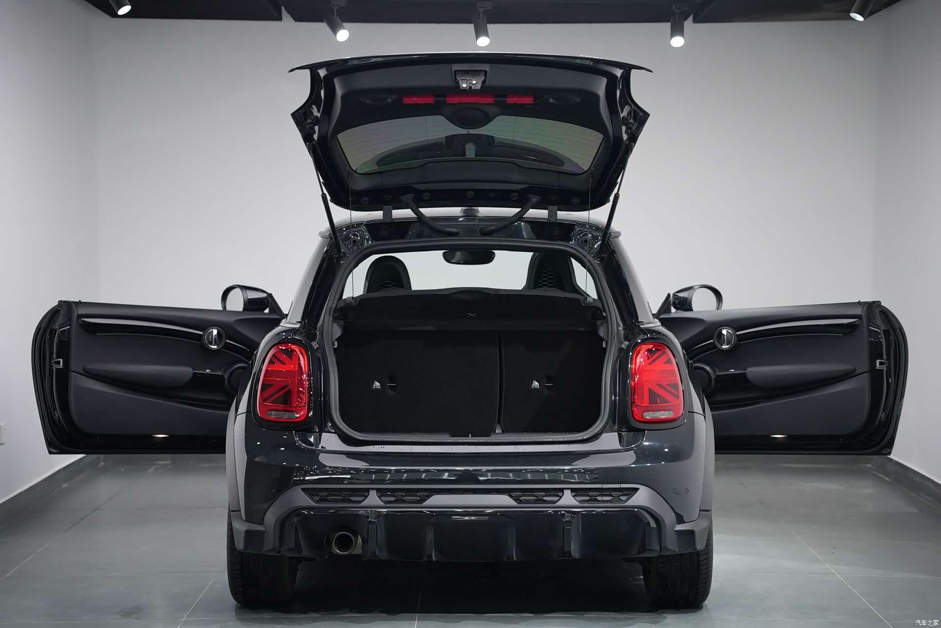 Mini Cooper, 2022 все фото