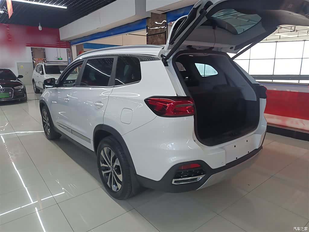Chery Tiggo 8, 2018 все фото