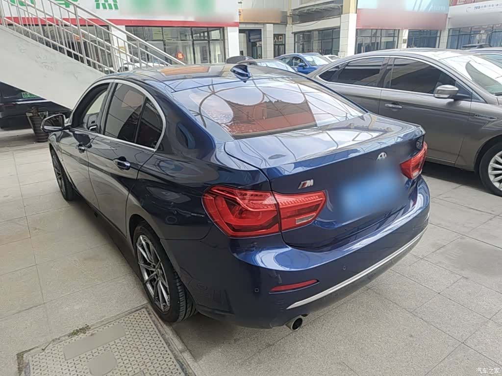 BMW 1 Series, 2017 все фото