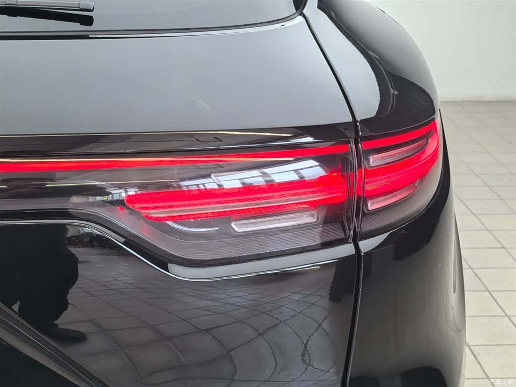 Porsche Cayenne, 2023 24