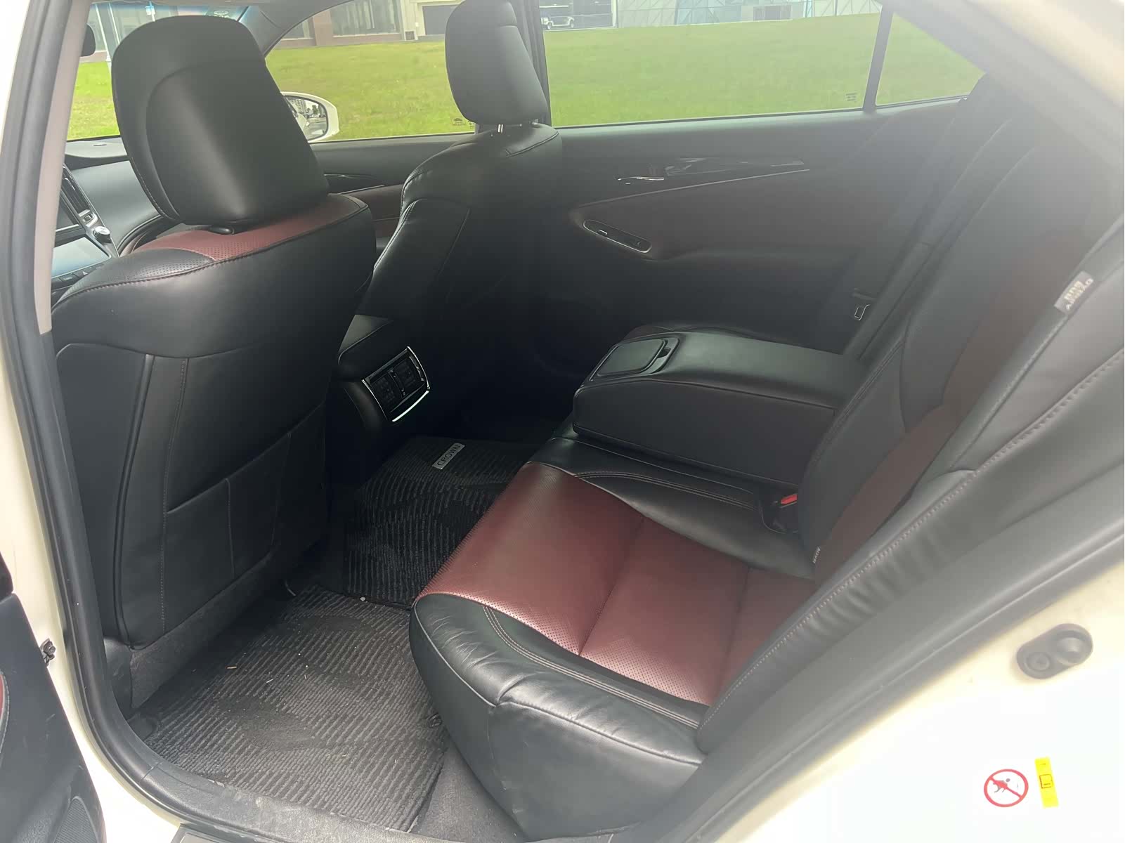 Toyota Crown, 2019 9