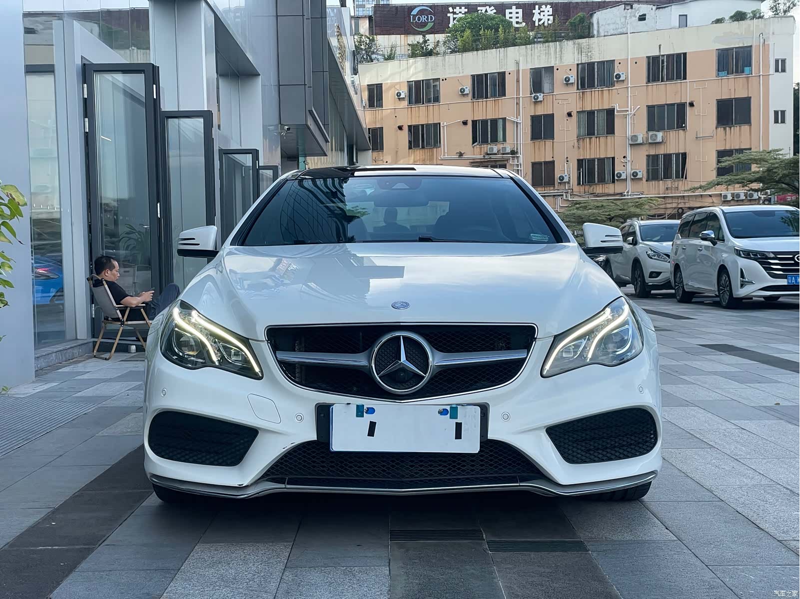 Mercedes-Benz E-Class, 2015 15