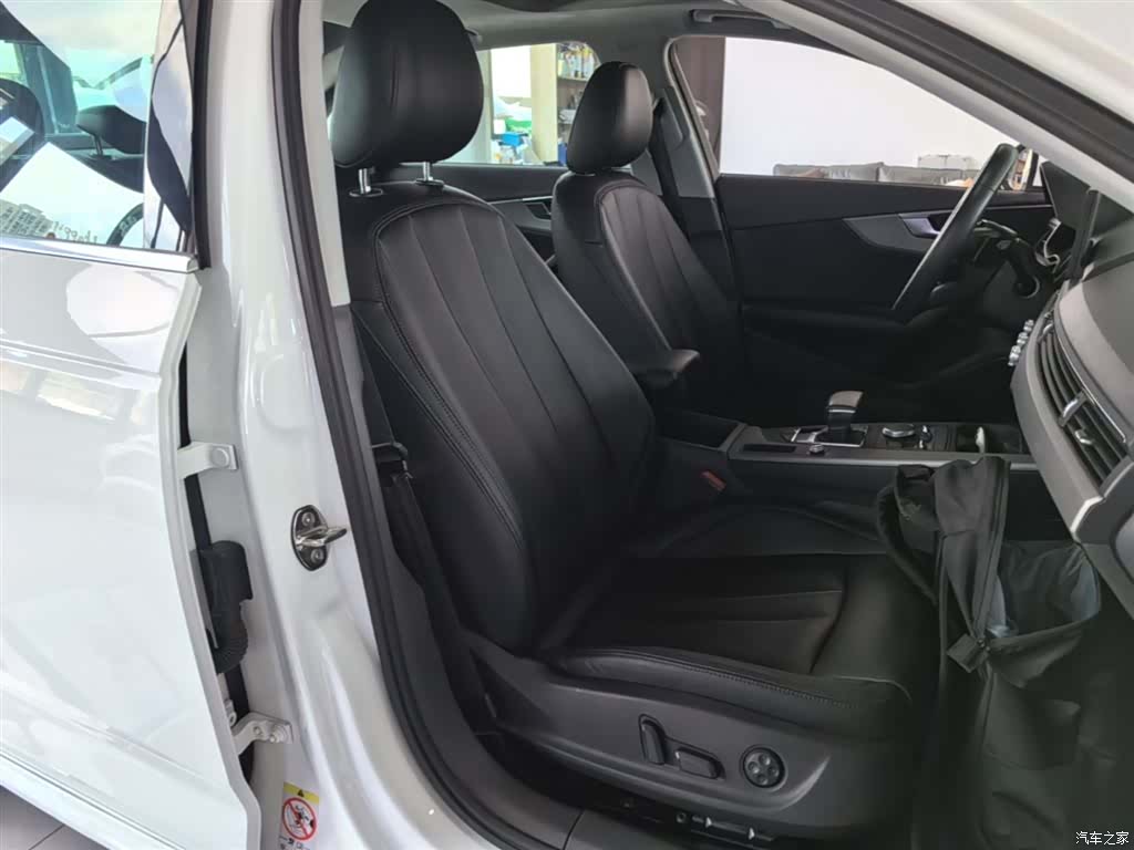 Audi A4L, 2018 25
