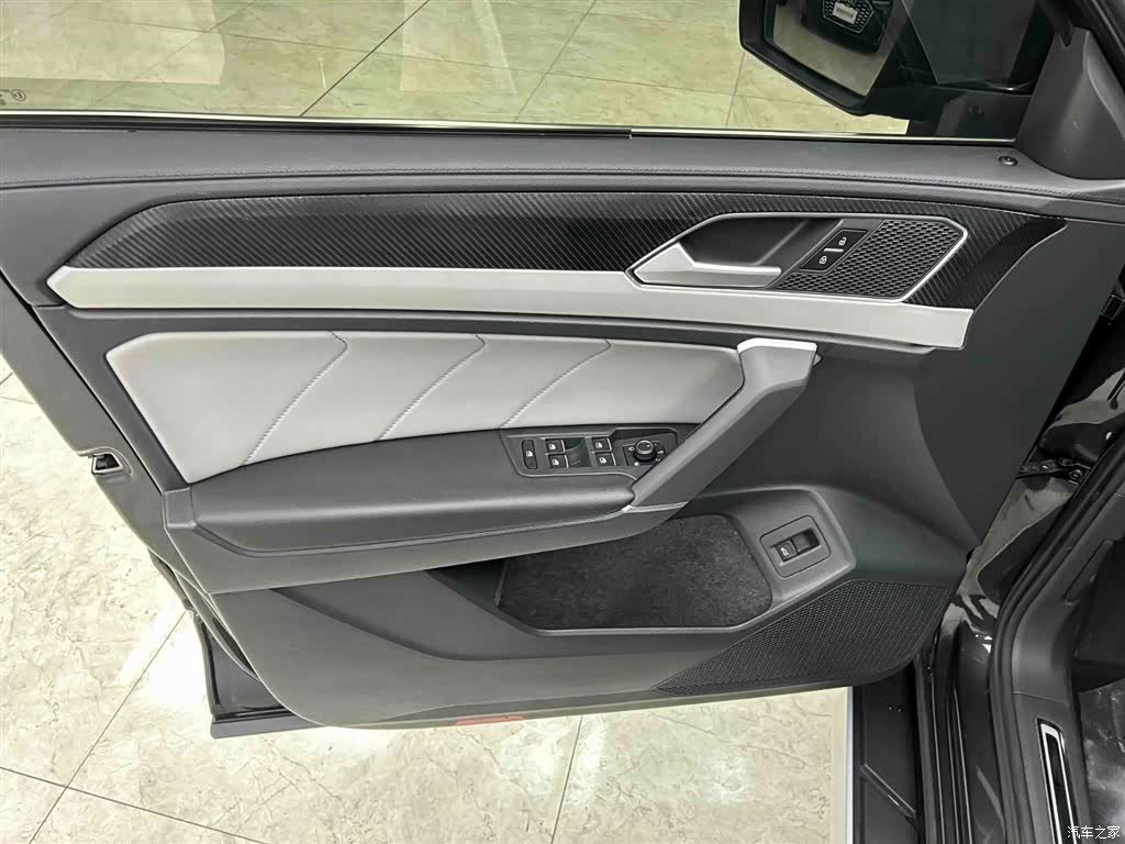 Volkswagen Tayron, 2023 10