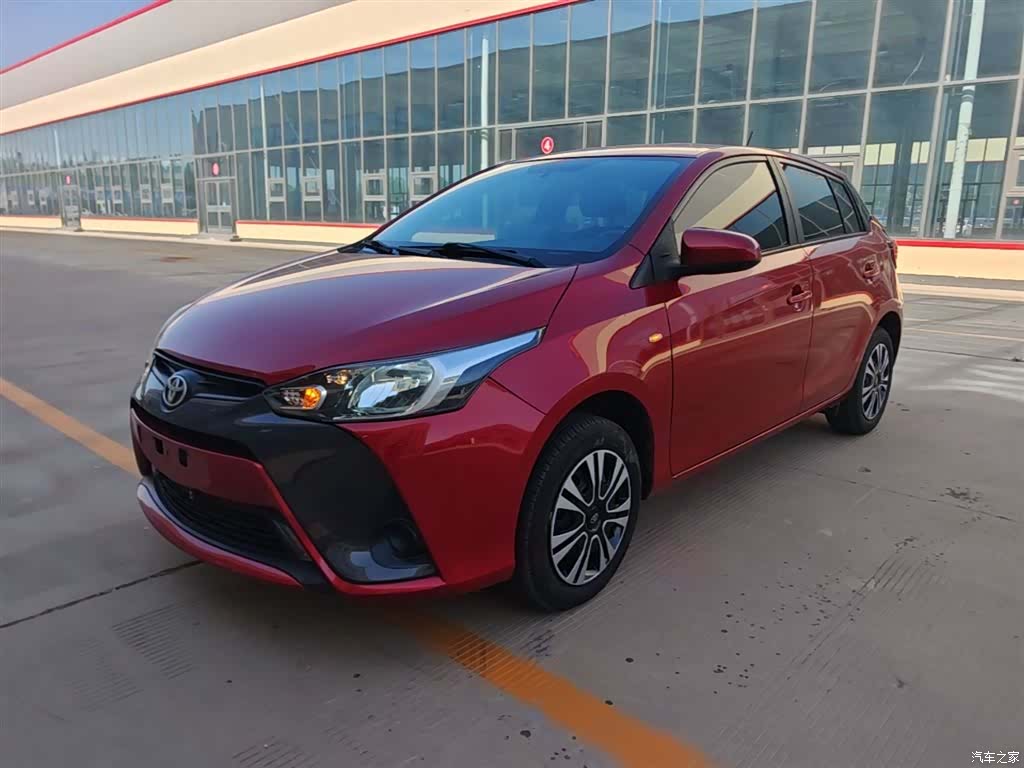 Toyota YARiS L