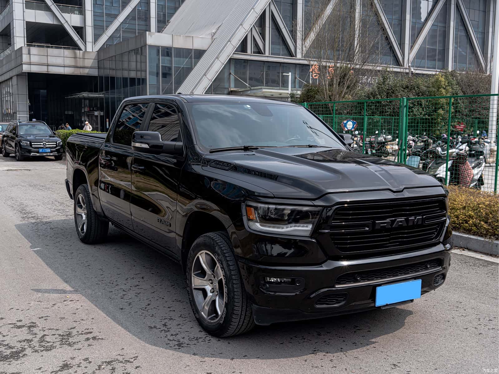 RAM Trucks, 2022 3