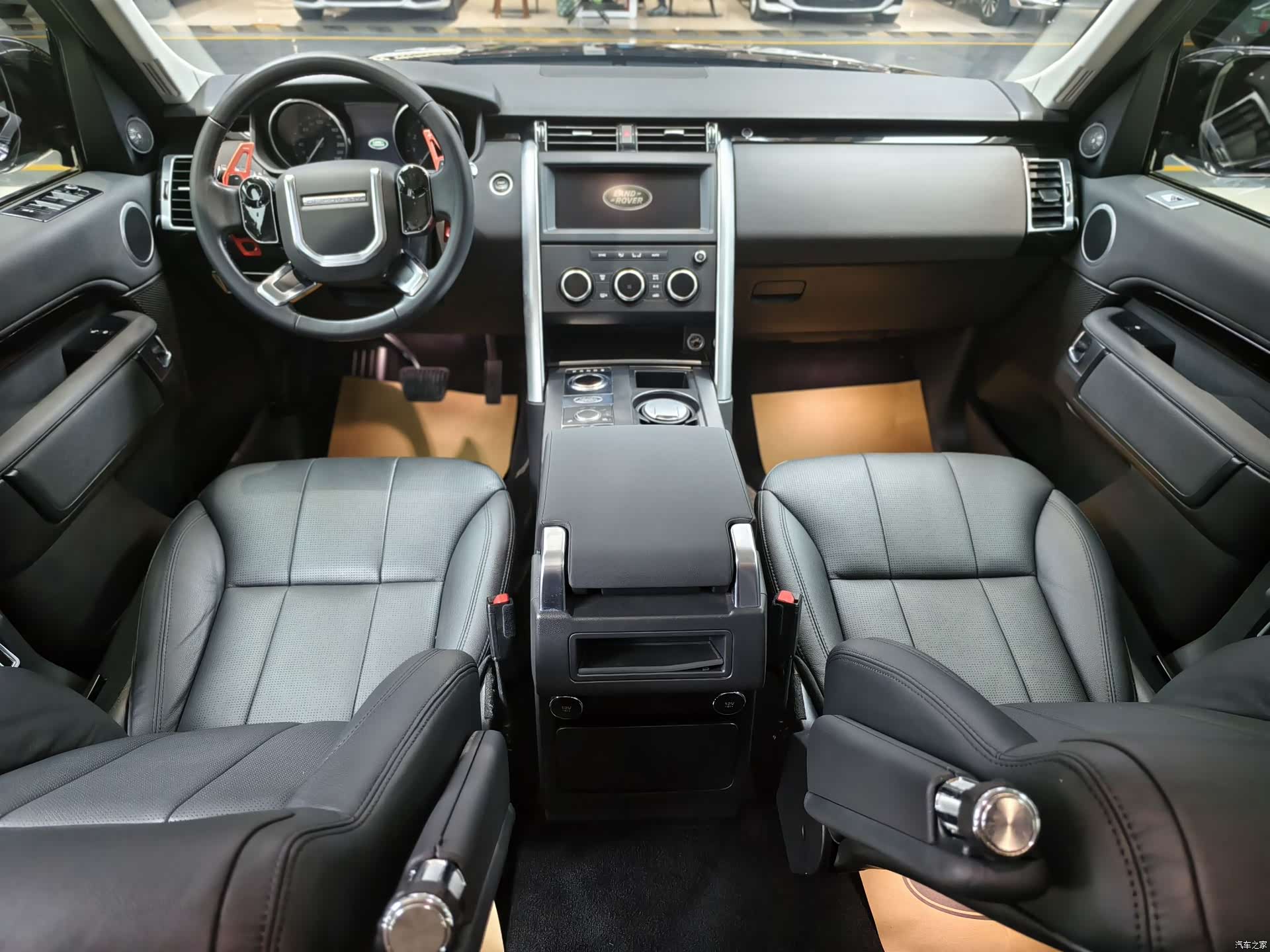 Land Rover Discovery, 2019 9