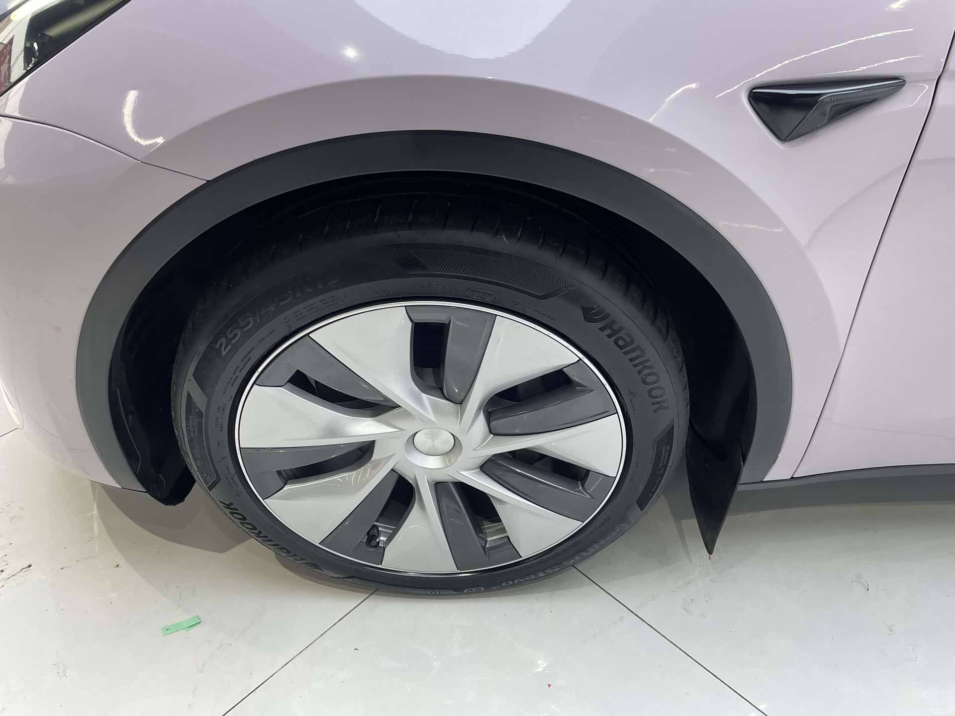 Tesla Model Y, 2022 13
