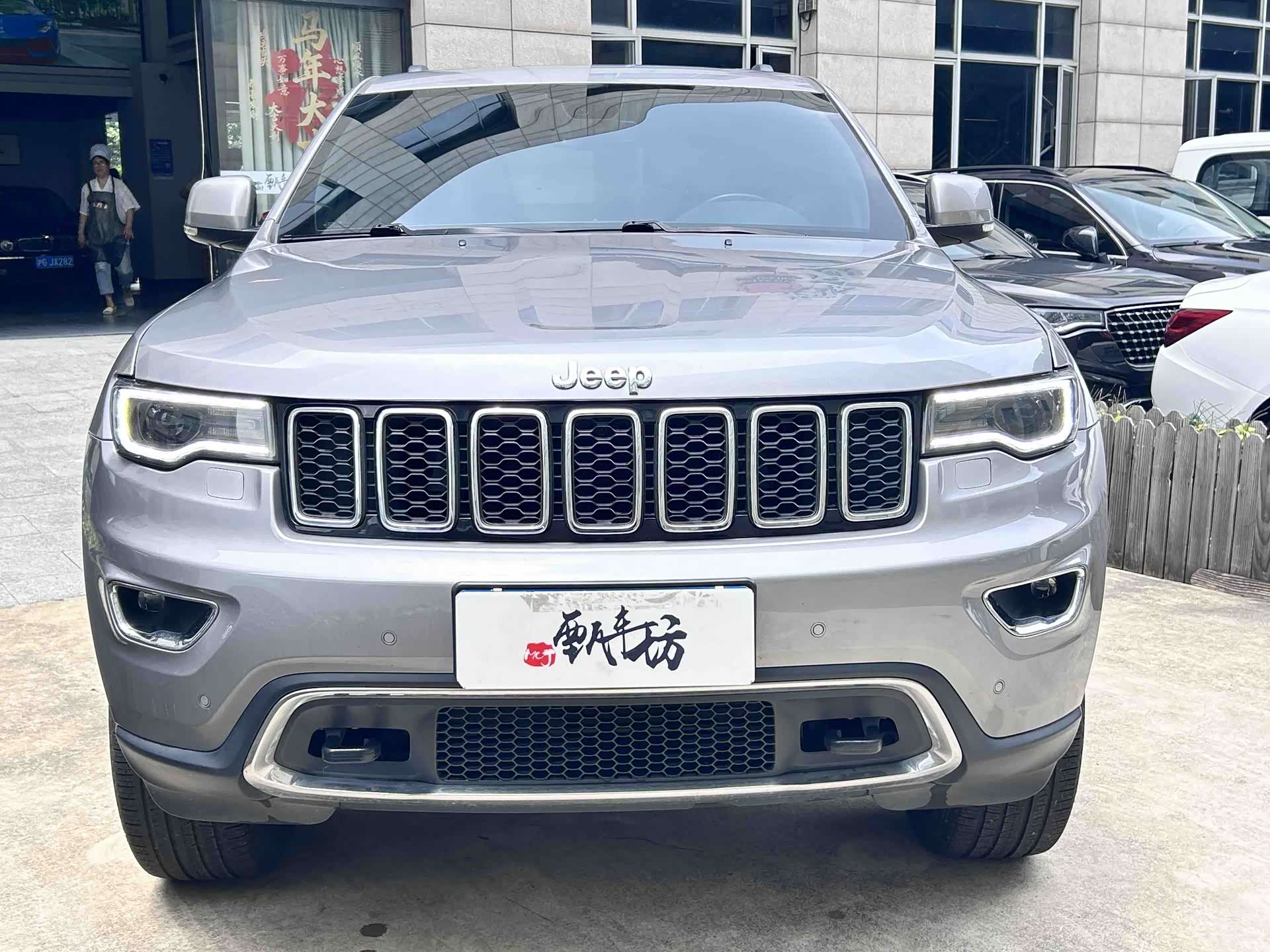 Jeep Grand Cherokee, 2022 2