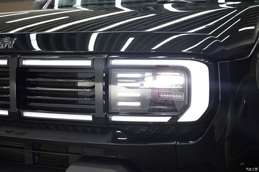 BAIC BJ40, 2025 11