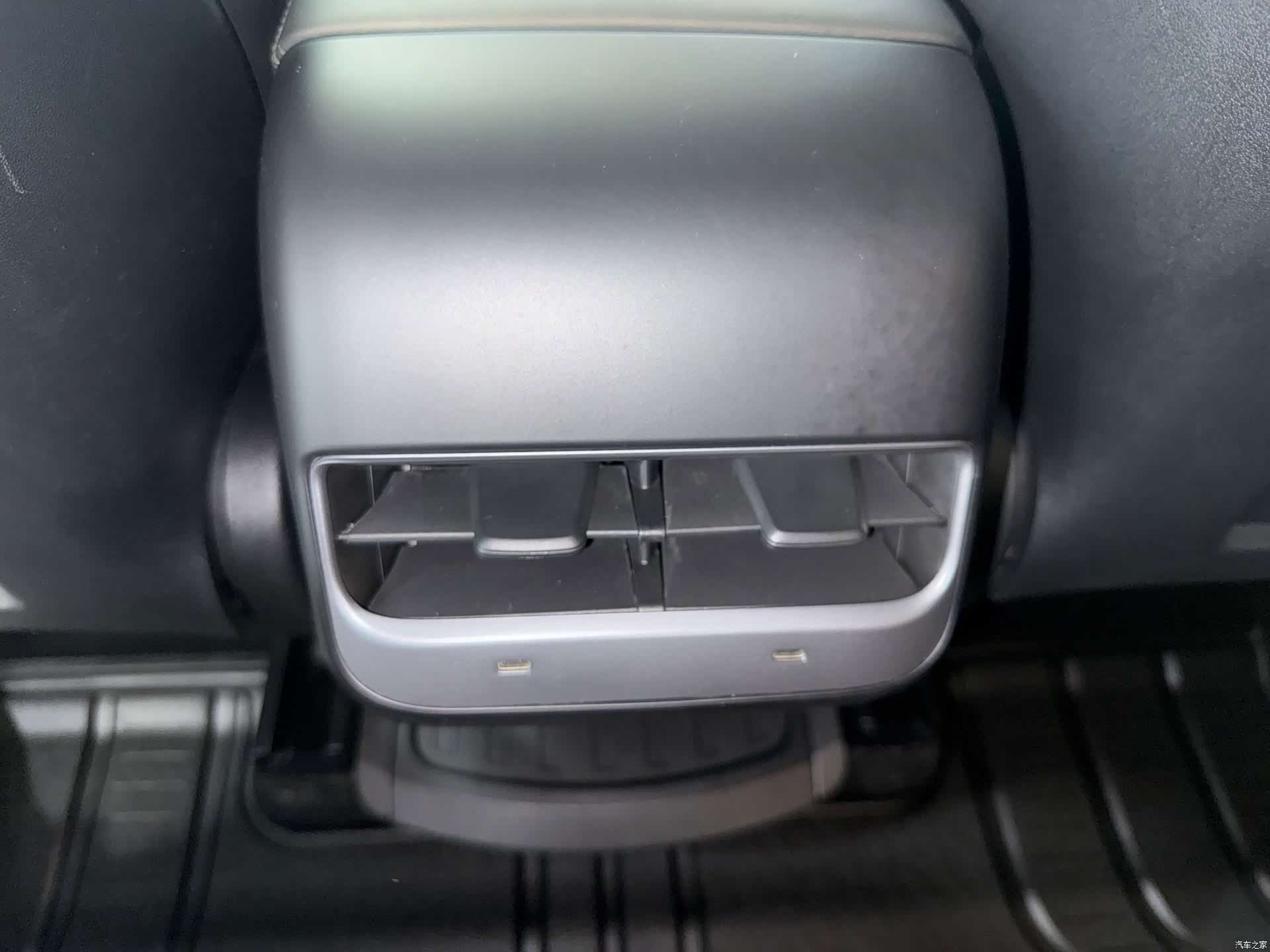 Tesla Model Y, 2021 9
