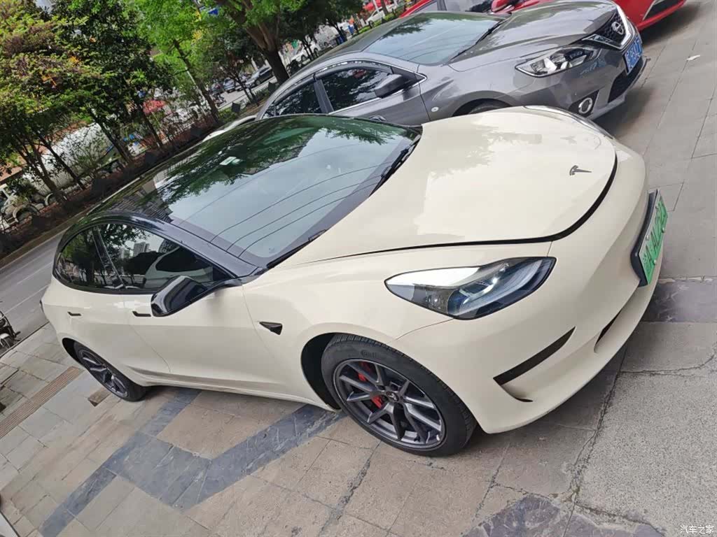 Tesla Model 3, 2021 2