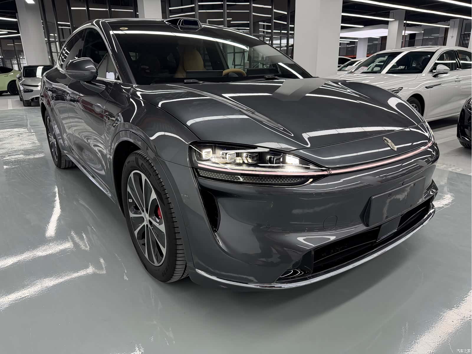 Luxeed R7, 2026 3