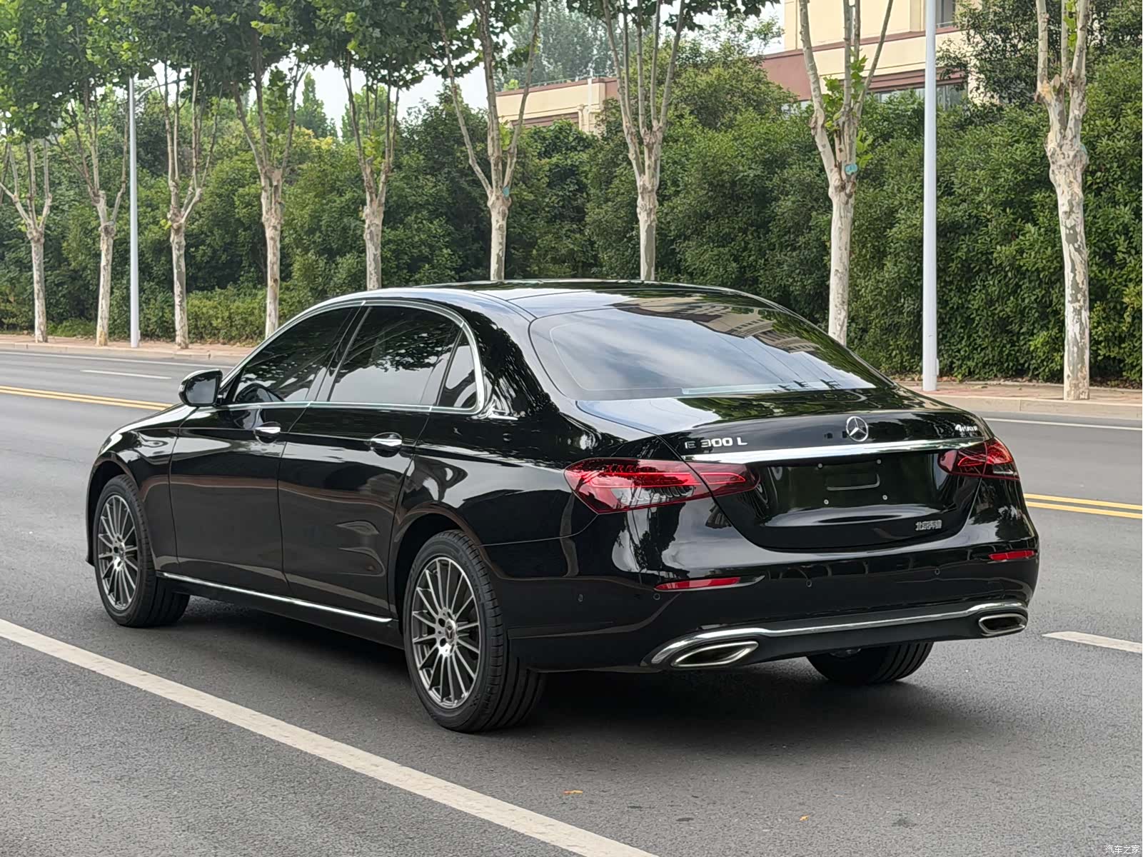 Mercedes-Benz E-Class, 2023 все фото