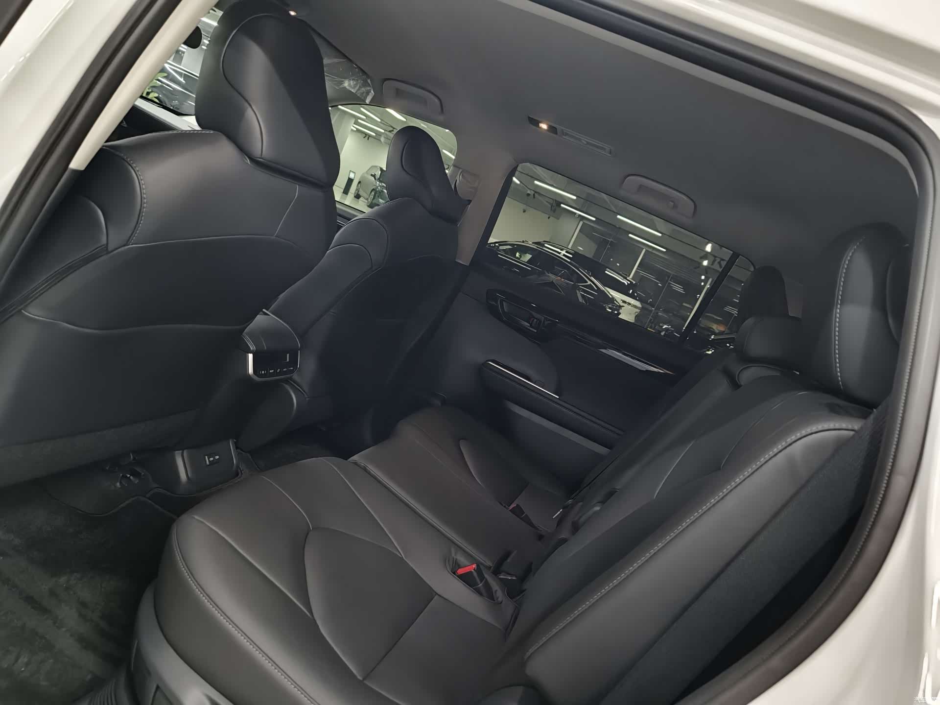 Toyota Highlander, 2026 6