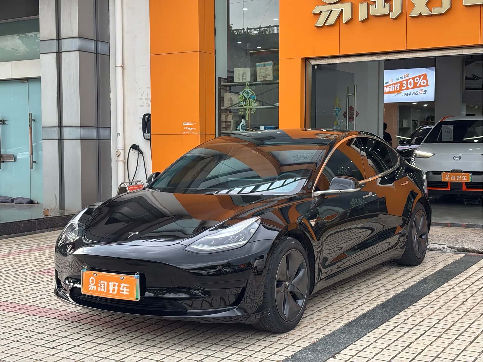 Tesla Model 3, 2020 4
