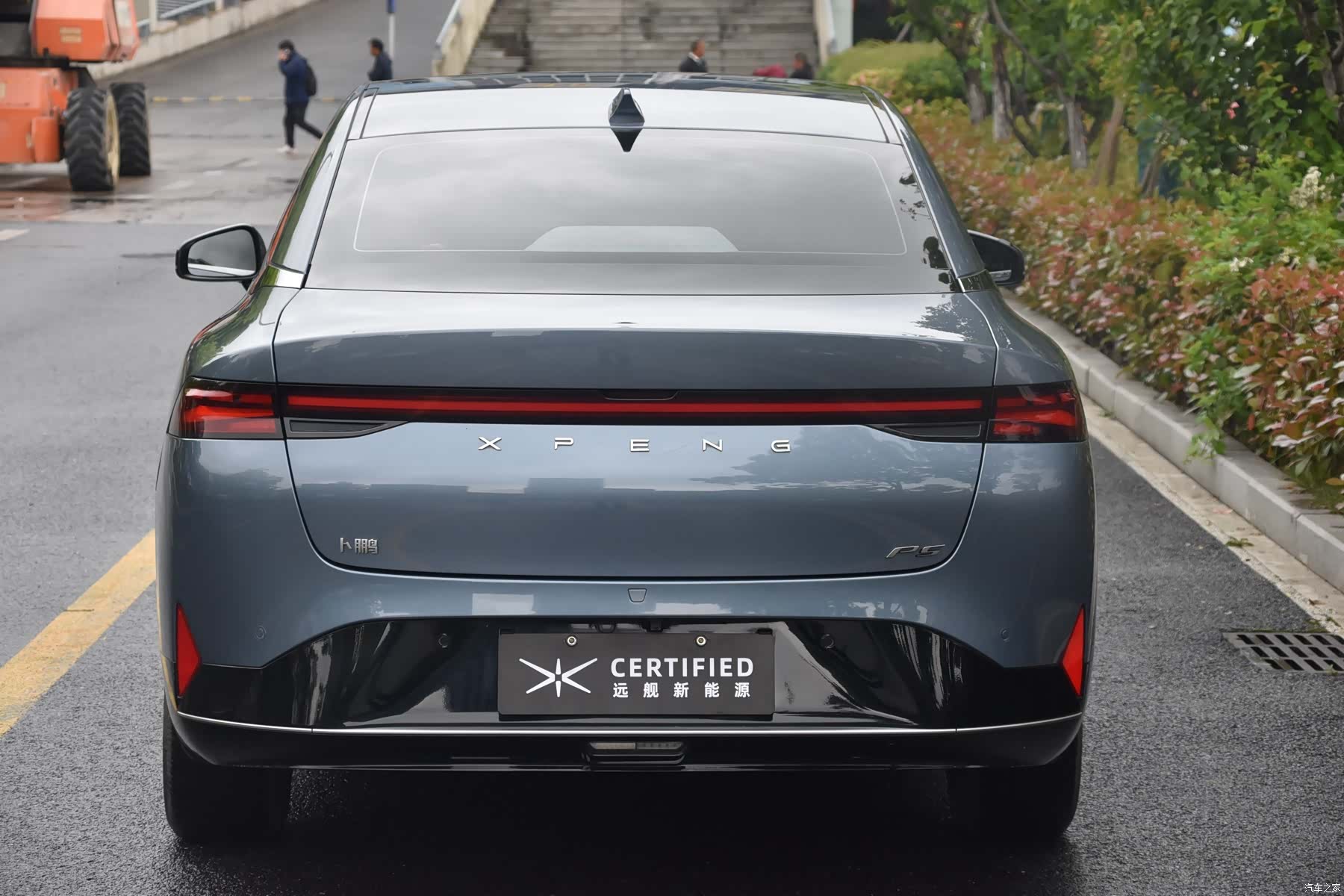 Xpeng P5, 2022 все фото