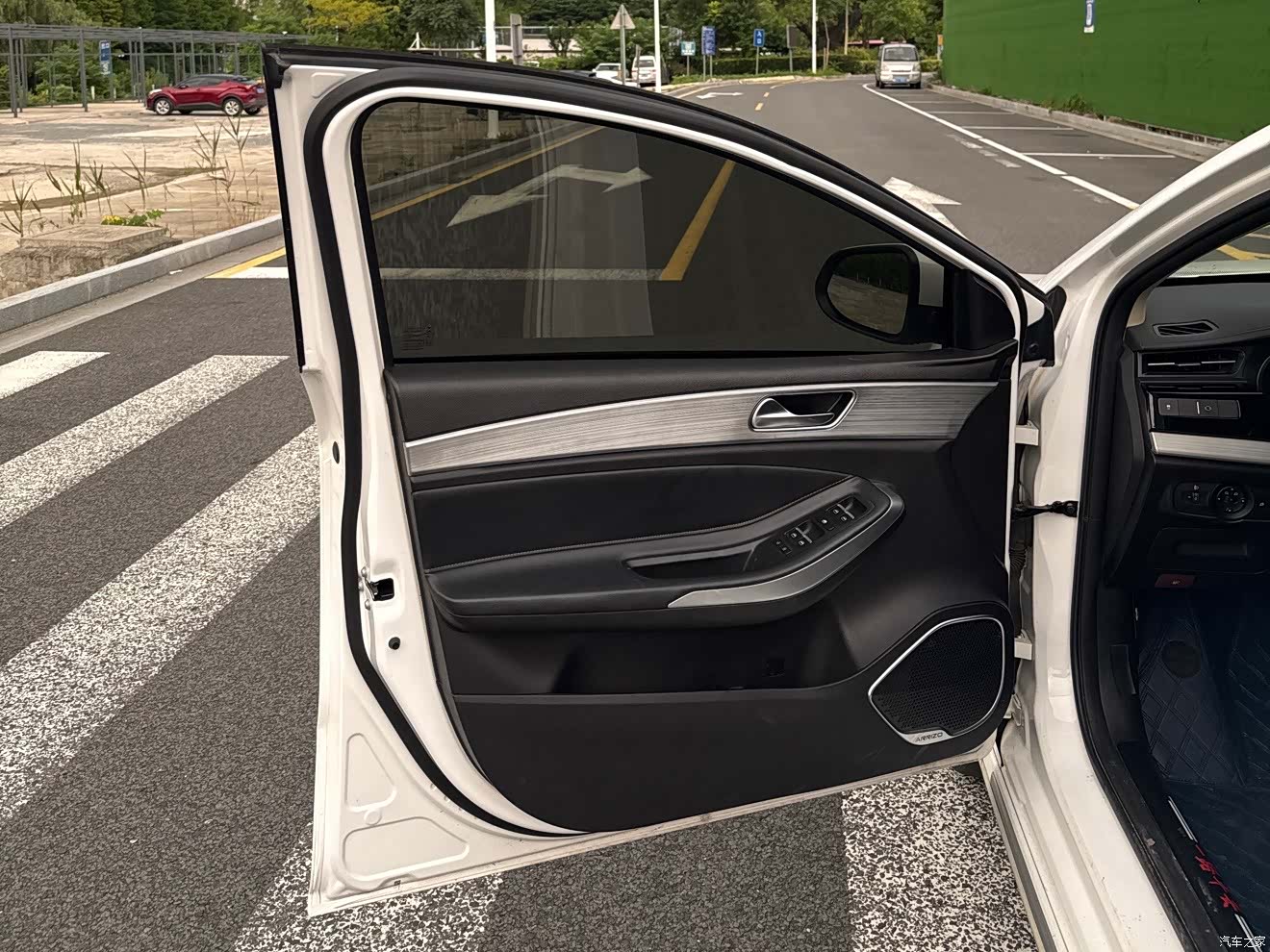 Chery 5, 2022 8