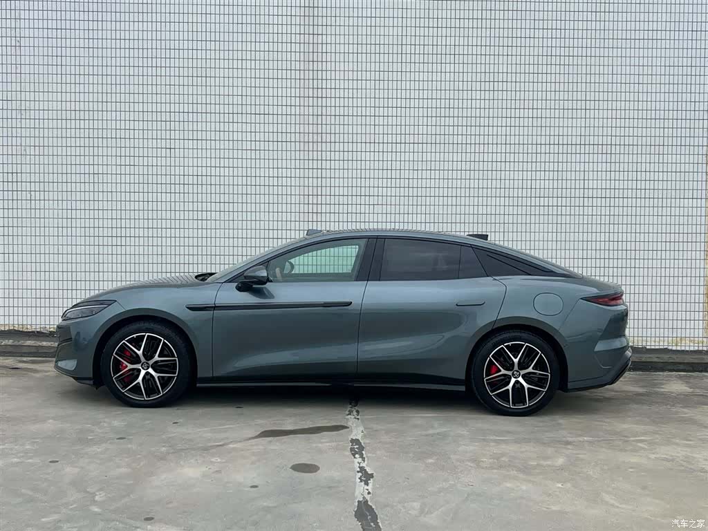BYD Han, 2025 3