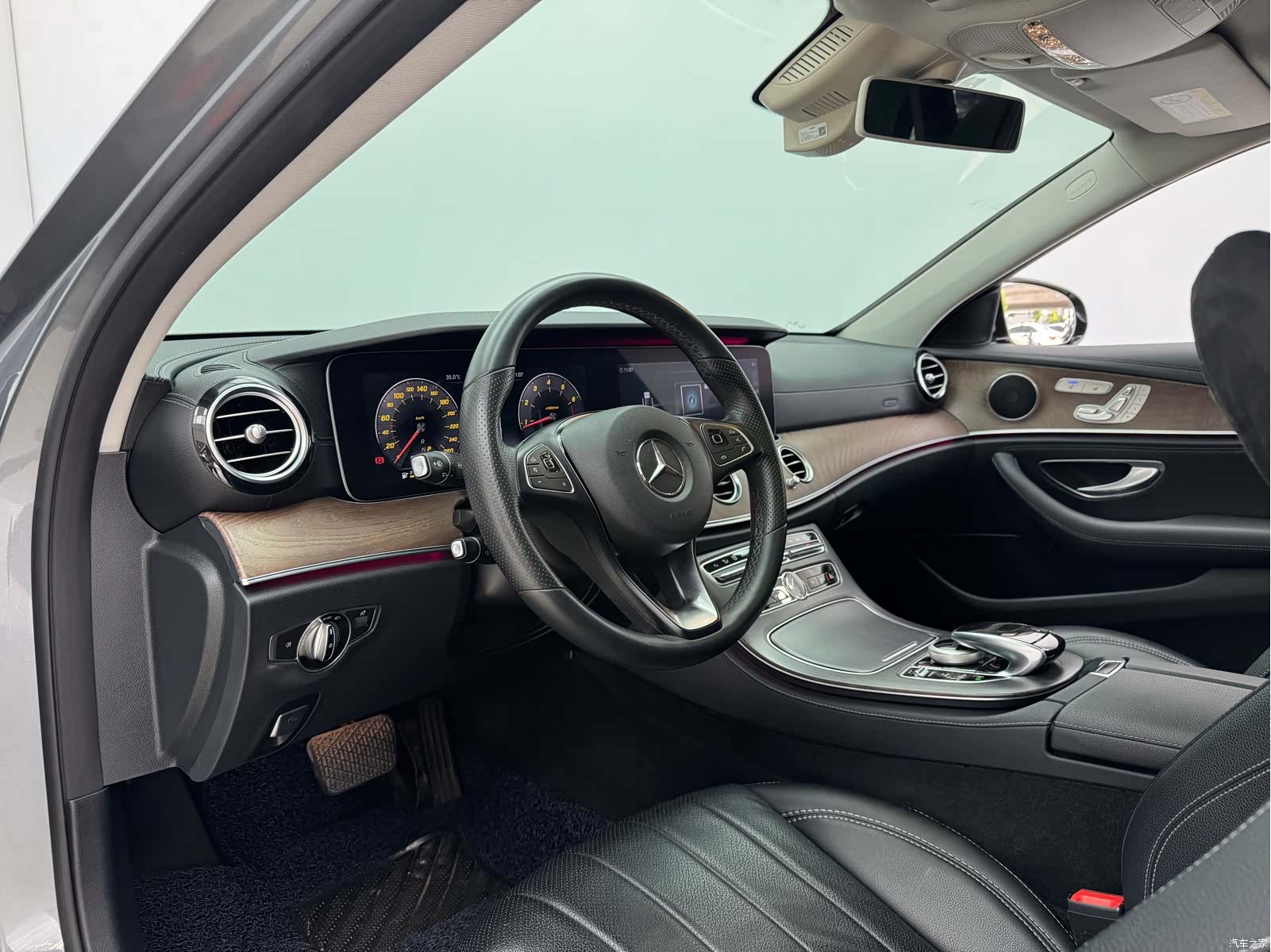 Mercedes-Benz E-Class, 2017 6