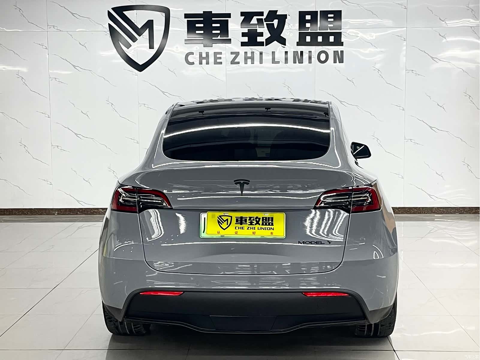 Tesla Model Y, 2022 все фото