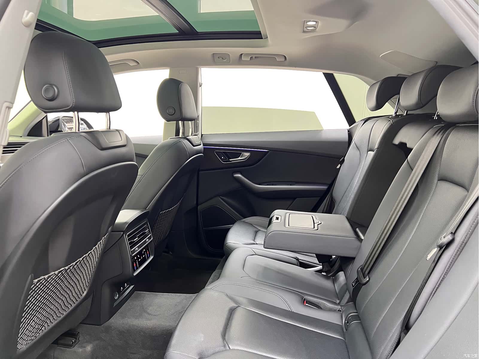 Audi Q8, 2022 19