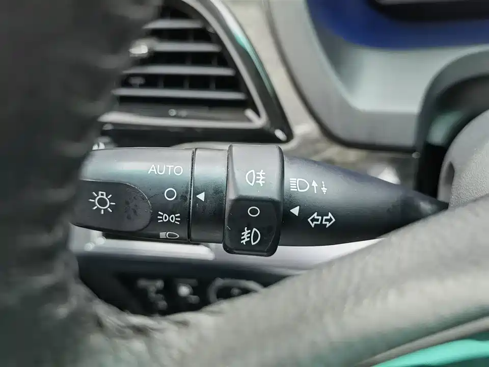 BYD S7
