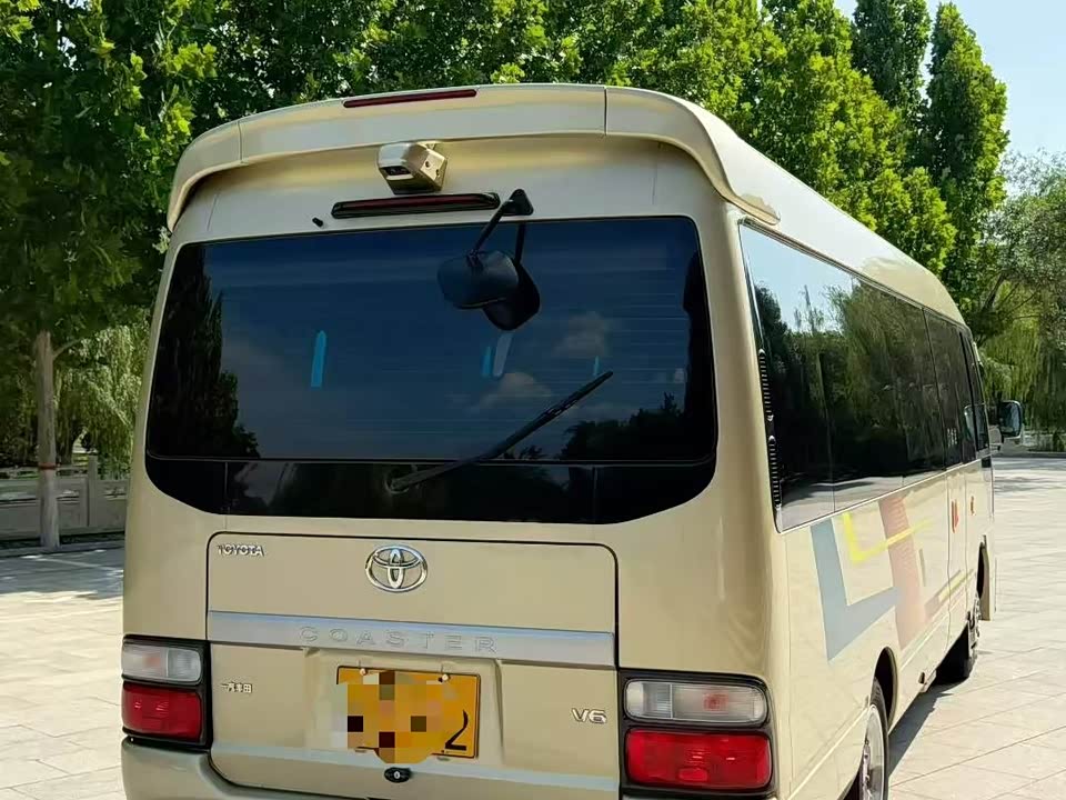 Toyota Costa