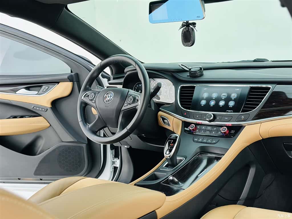 Buick LaCrosse, 2017 16