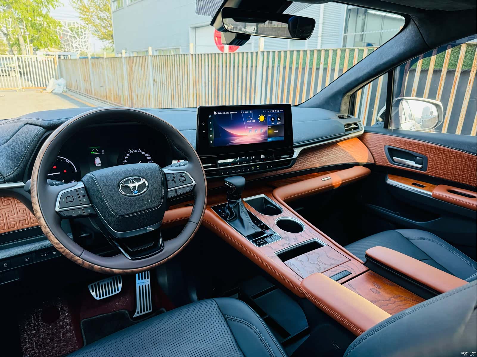 Toyota Sienna, 2025 31