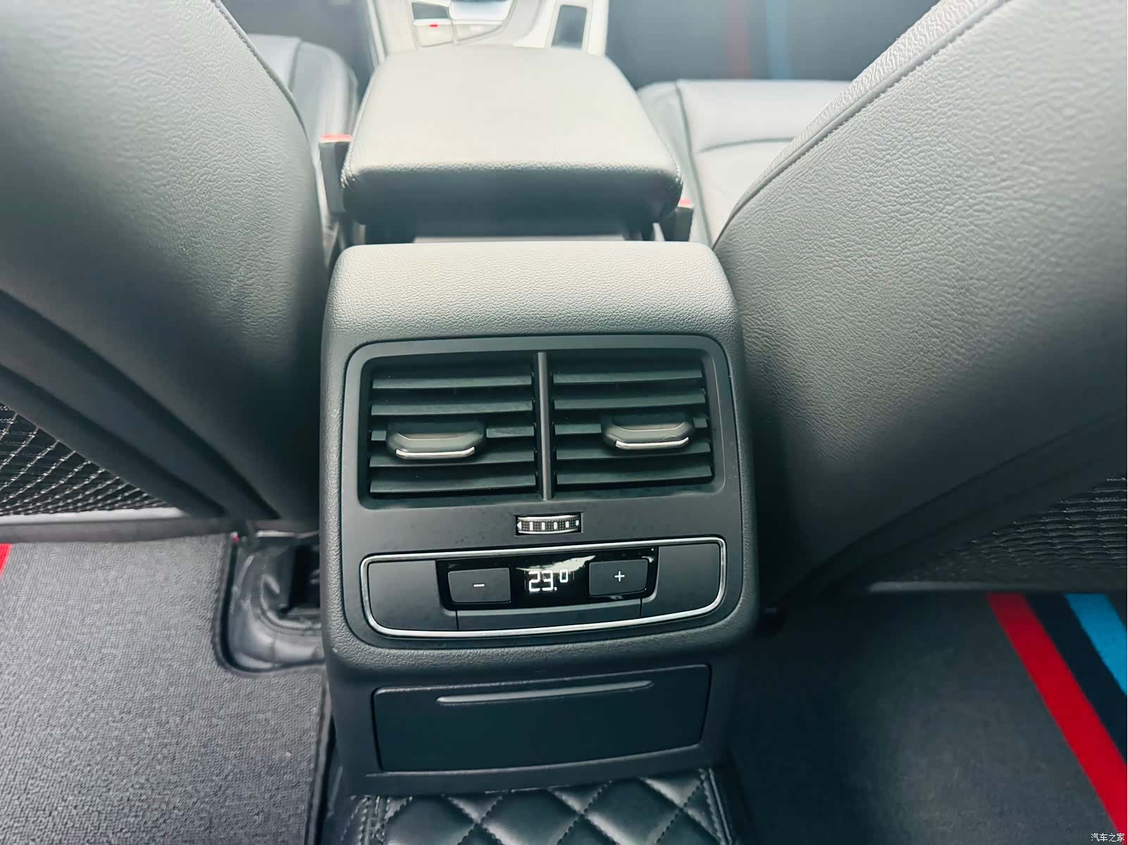 Audi A4L, 2018 18