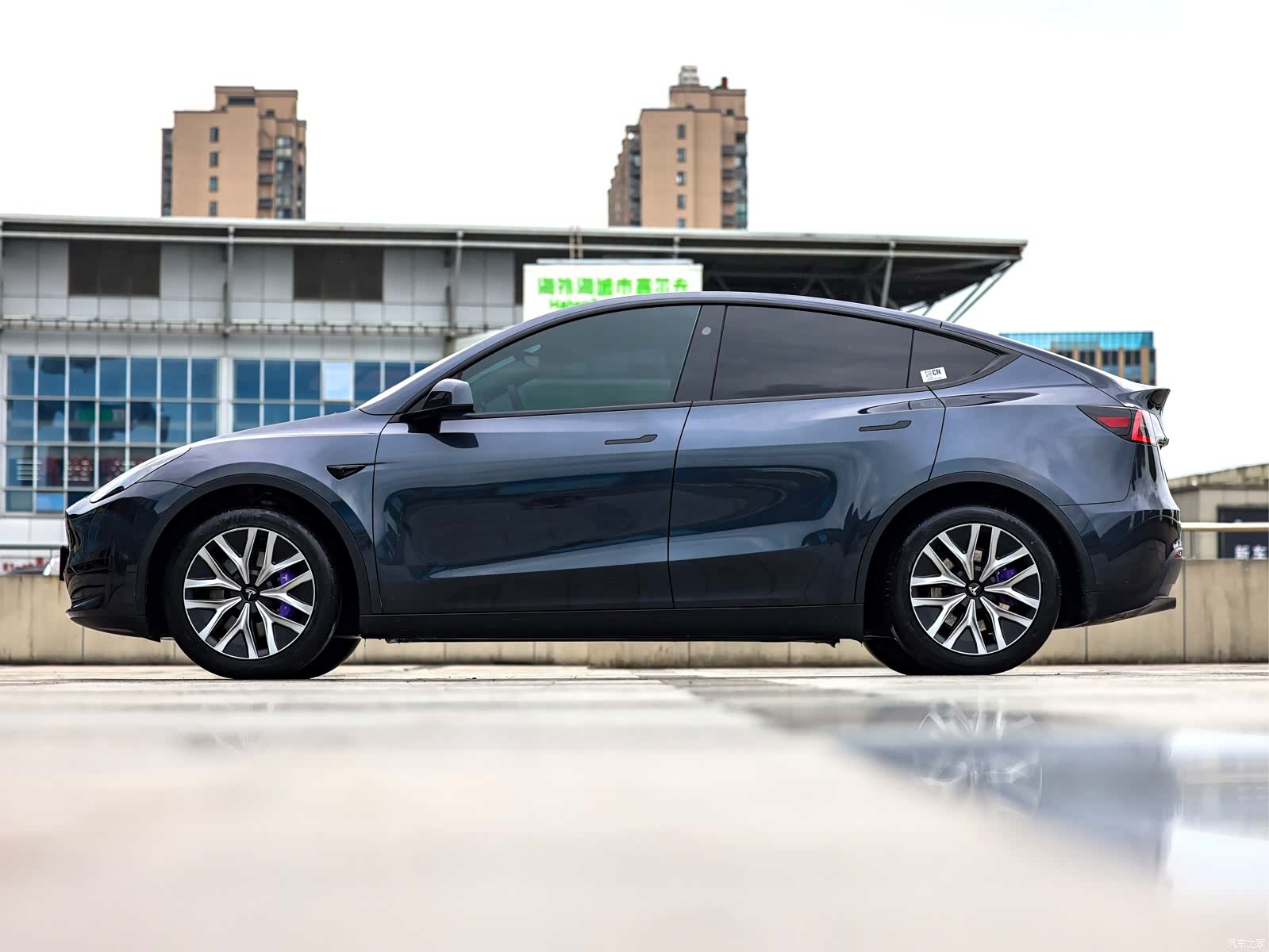 Tesla Model Y, 2024 7