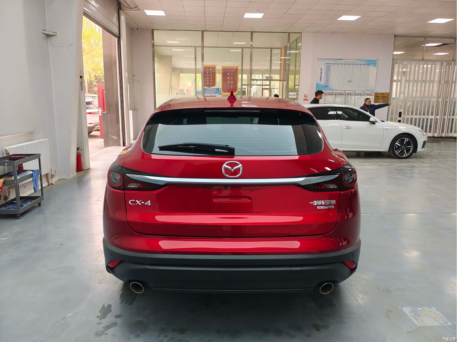 Mazda CX-4, 2020 все фото