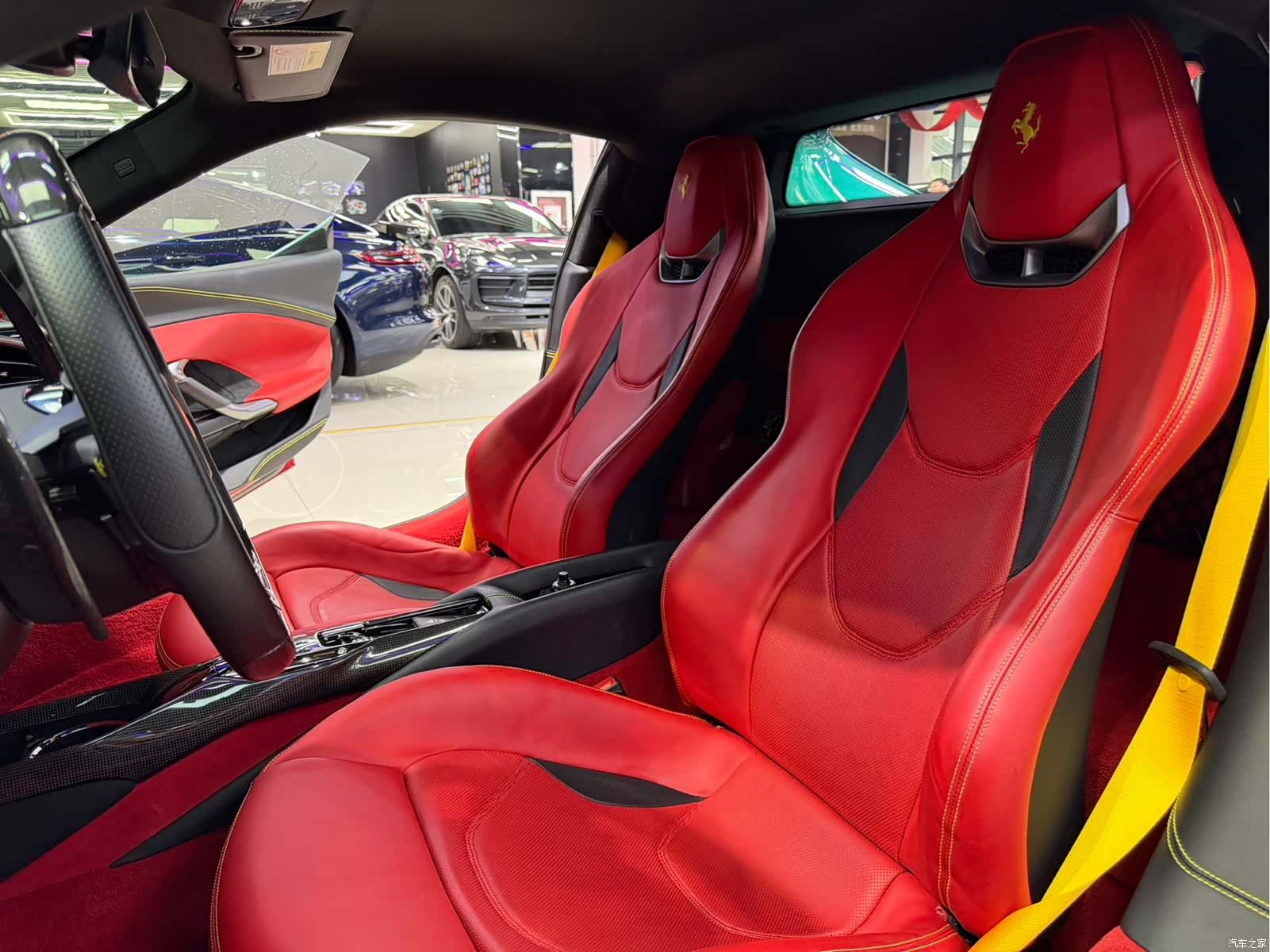 Ferrari 296, 2023 6