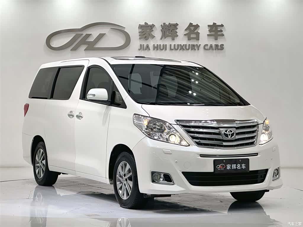 Toyota Alphard, 2014 3