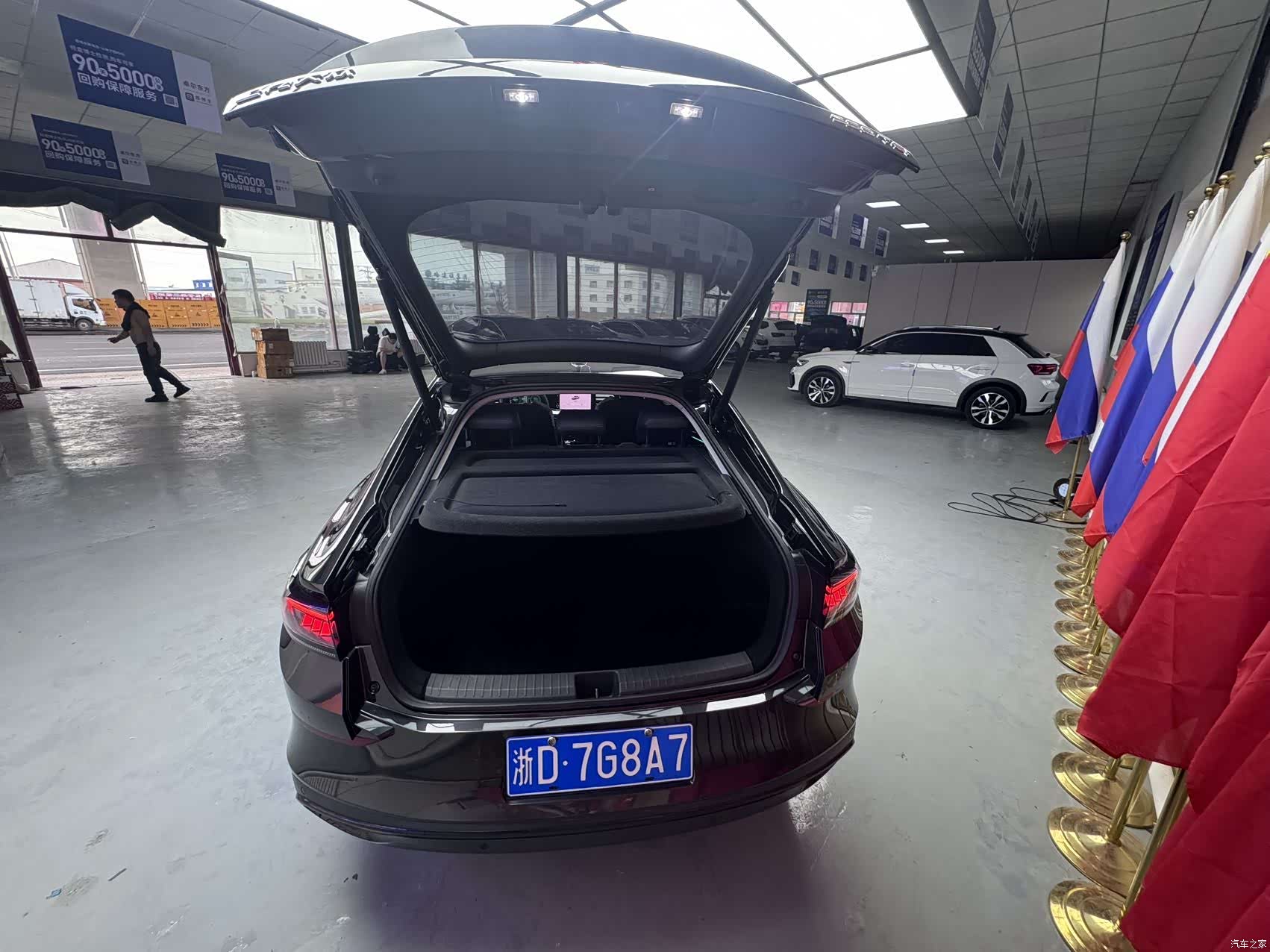 Volkswagen Lamando, 2022 9