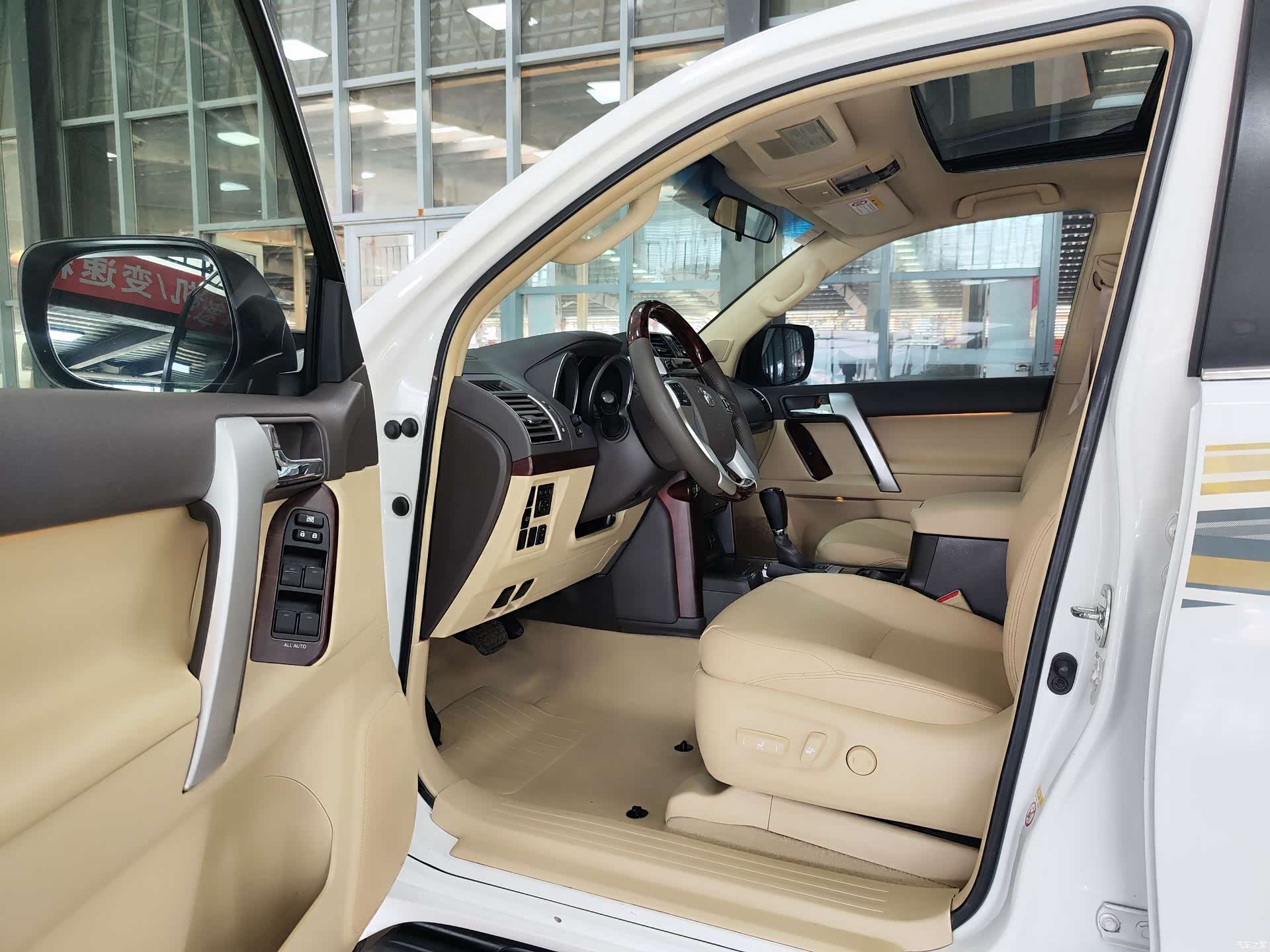 Toyota Prado, 2014 4