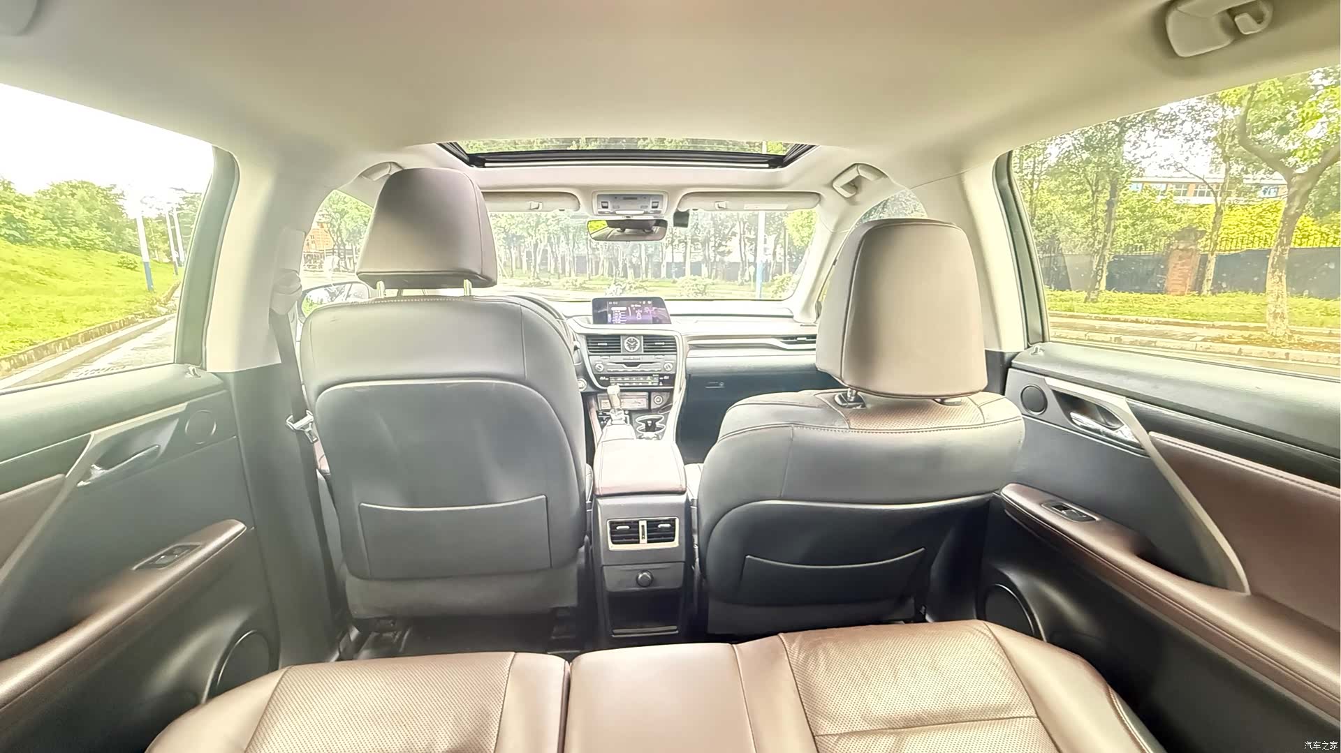 Lexus RX, 2019 13