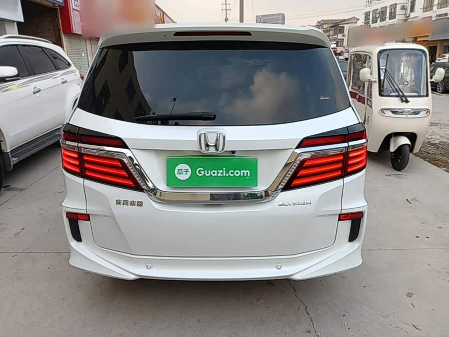 Honda Elysion 2019, фото 5