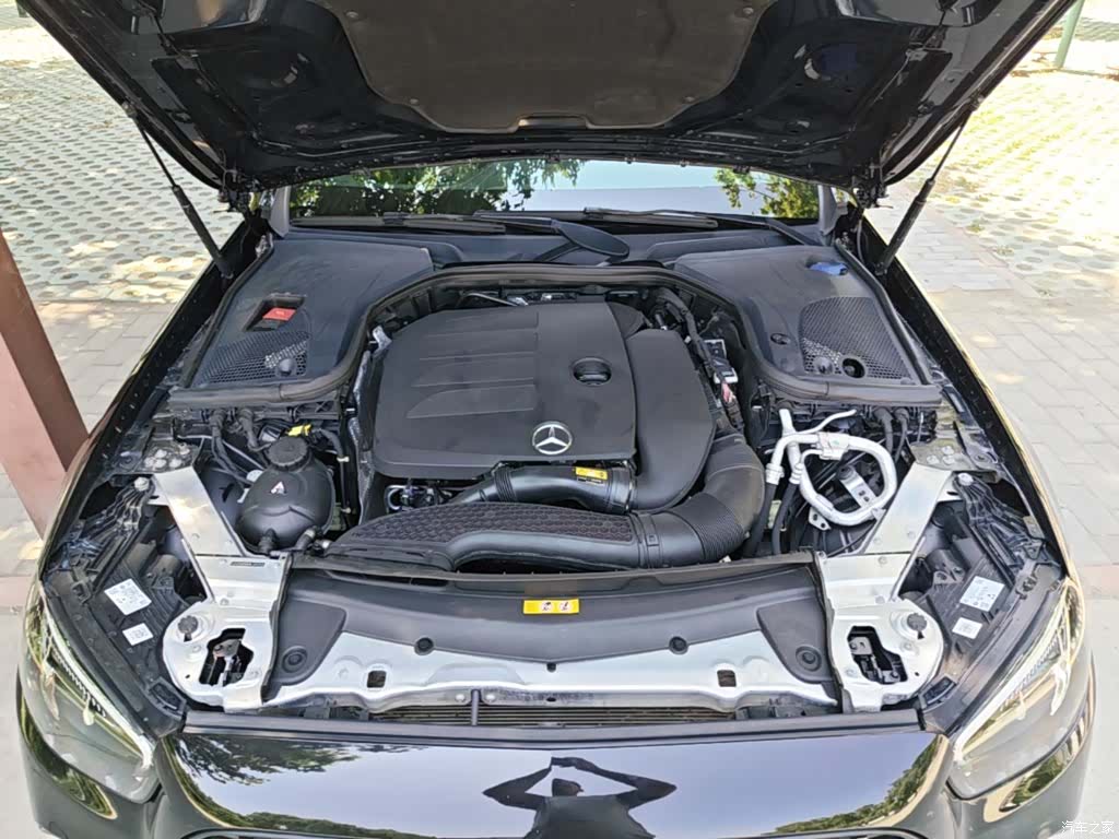 Mercedes-Benz E-Class, 2021 20