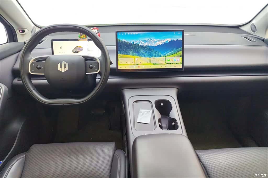 Leapmotor C16, 2025 12