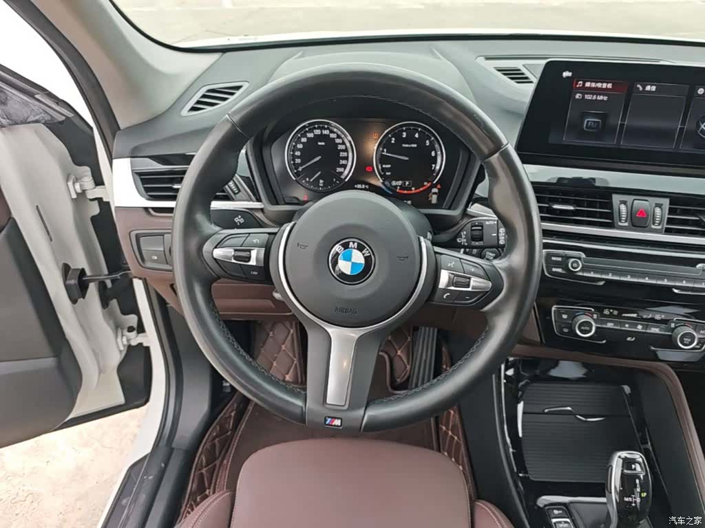 BMW X1, 2021 11