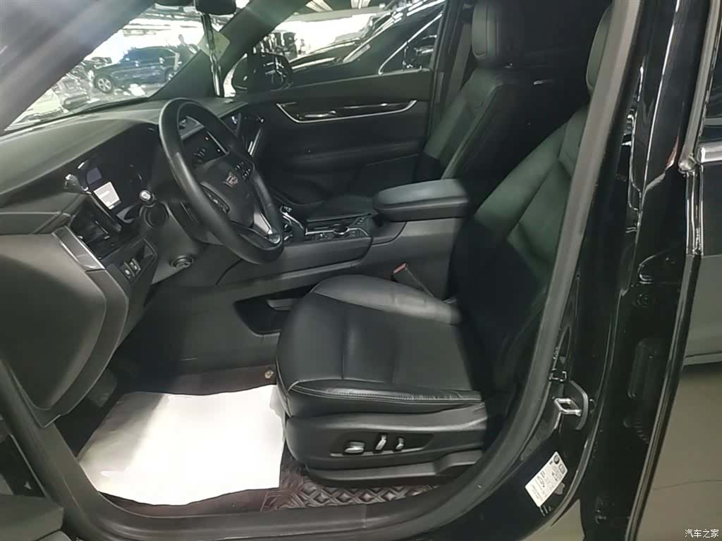 Cadillac XT6, 2021 15
