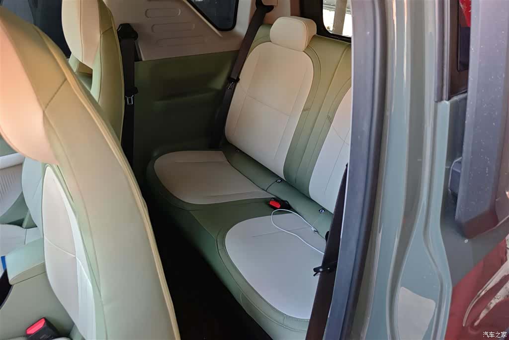 Geely Panda, 2025 11