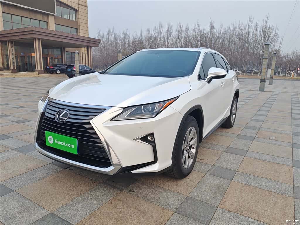 Lexus RX, 2018 1