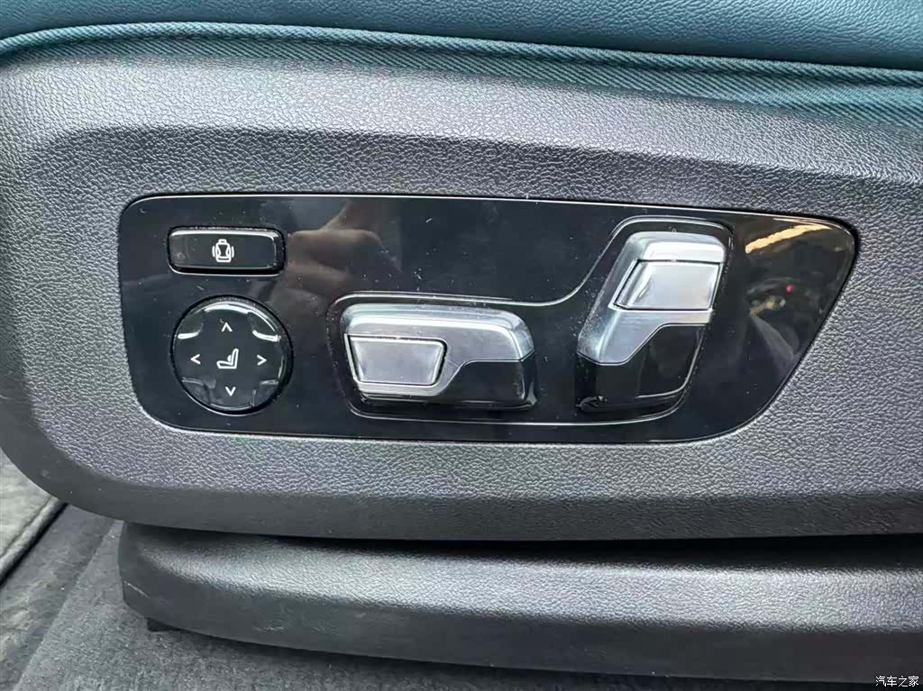 BMW XM, 2023 10