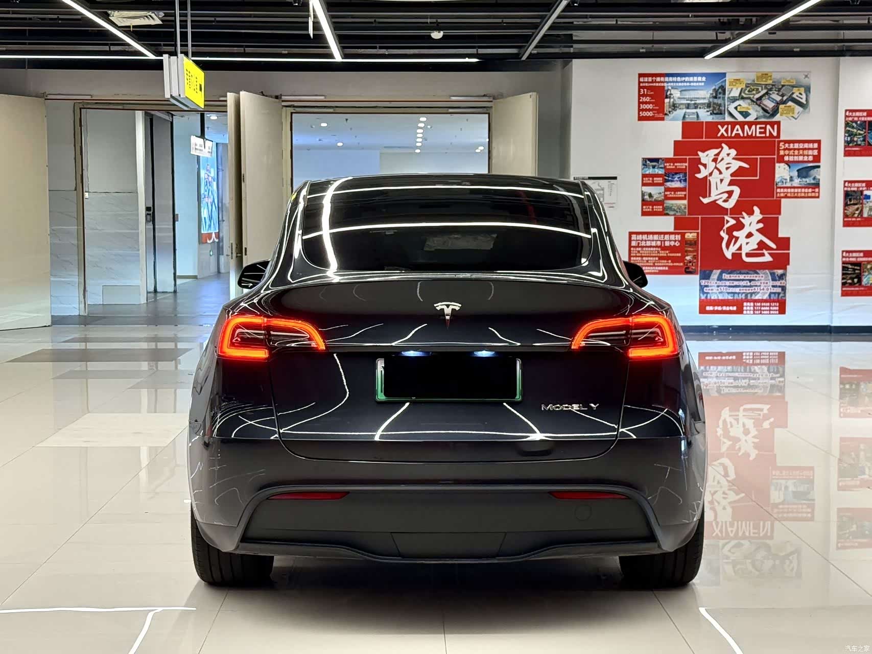 Tesla Model Y, 2024 10