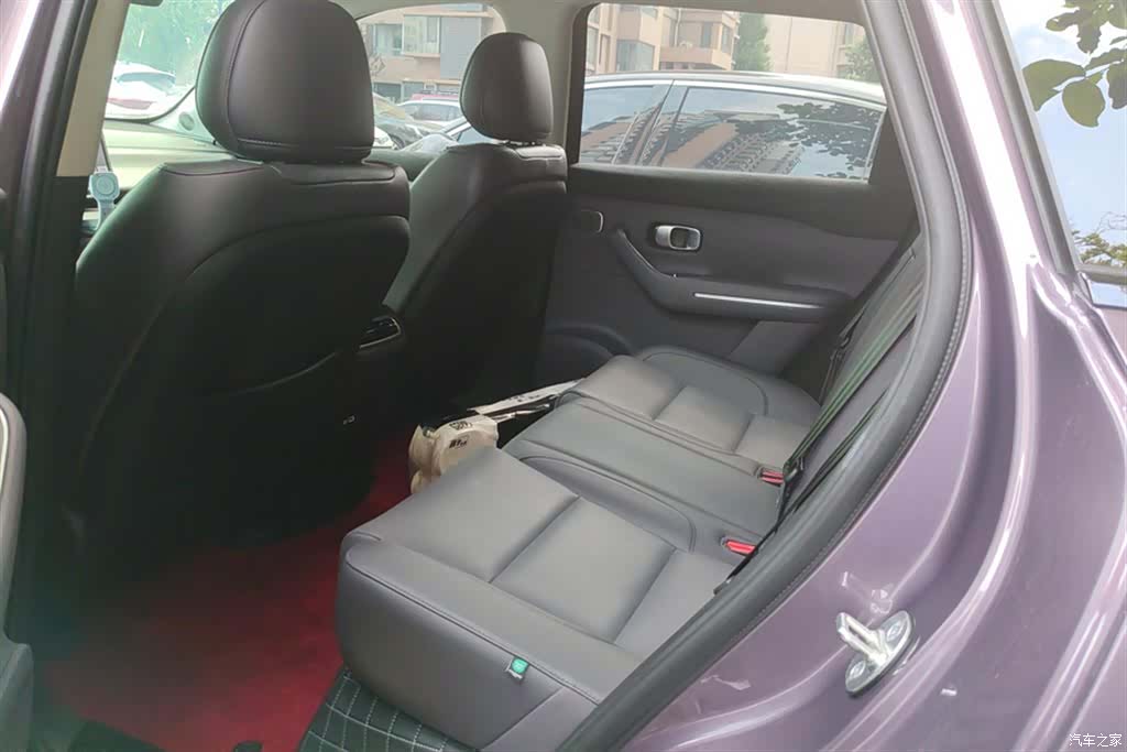 Leapmotor C10, 2025 11