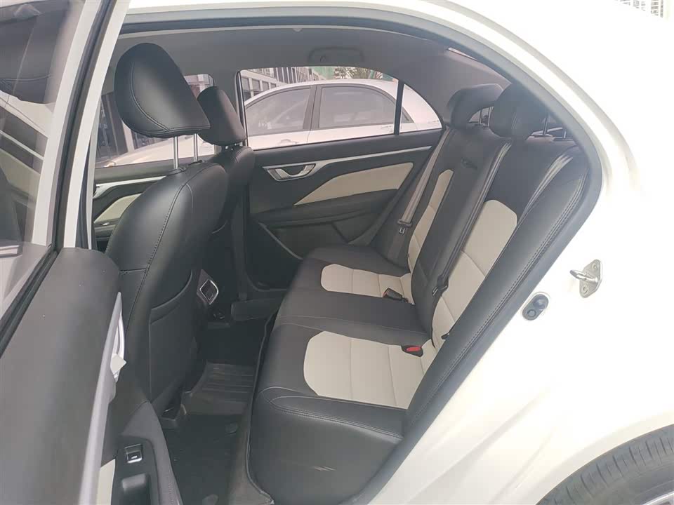Geely Vision