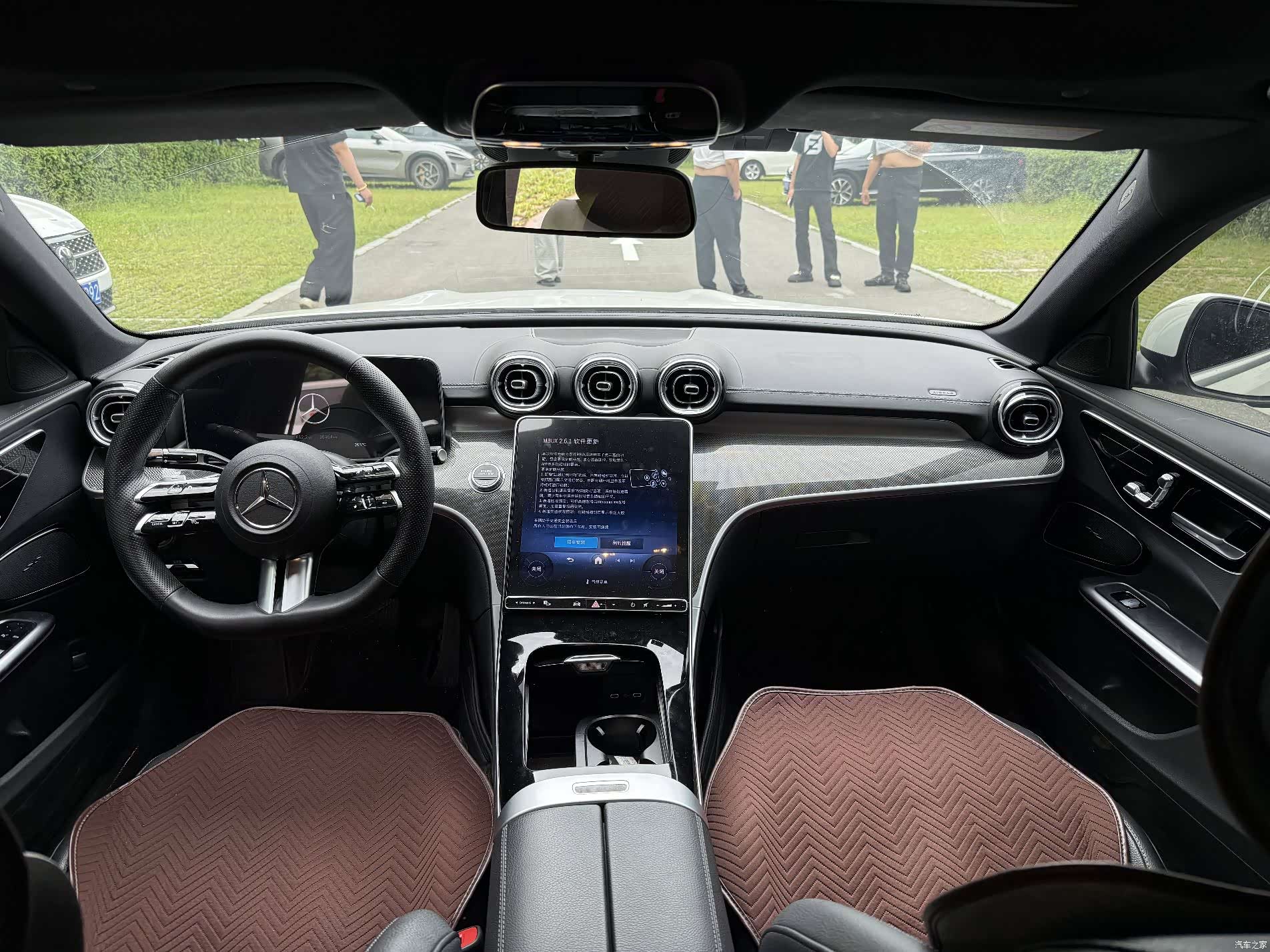 Mercedes-Benz C-Class, 2023 4